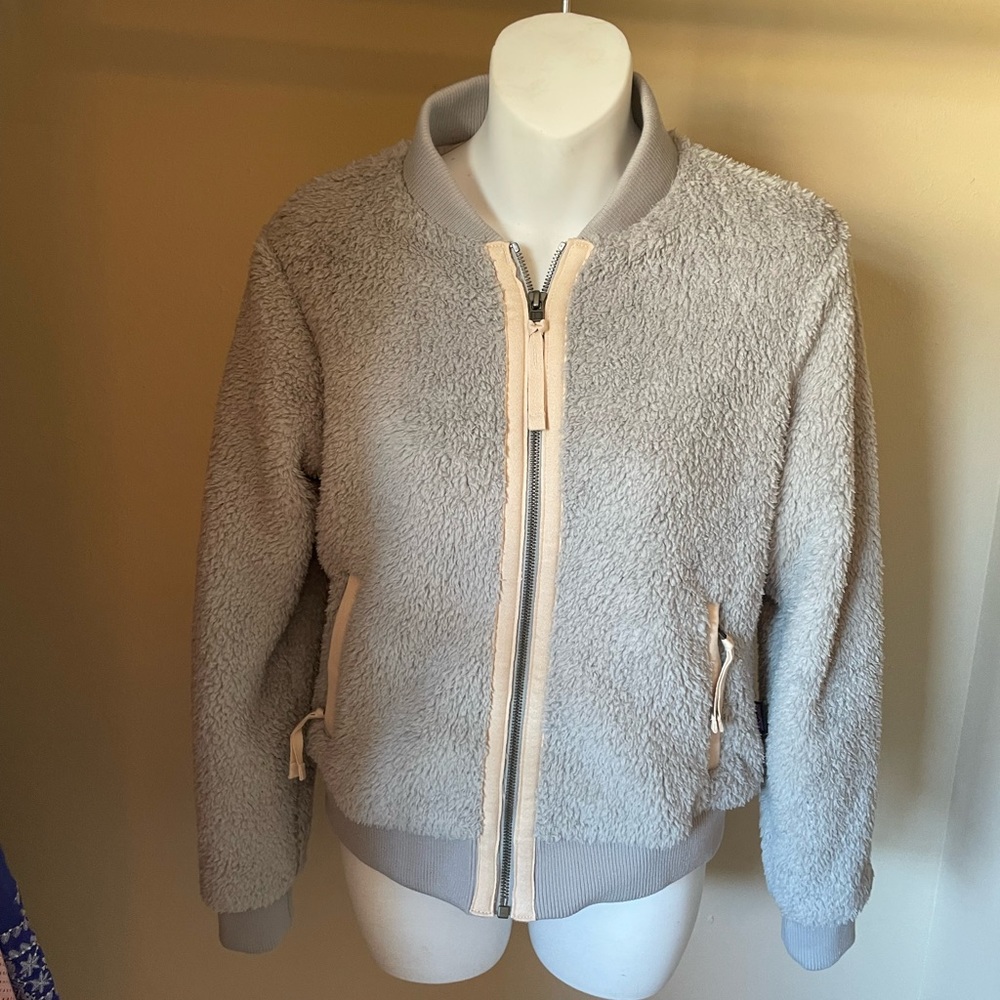 Patagonia bomber jacket